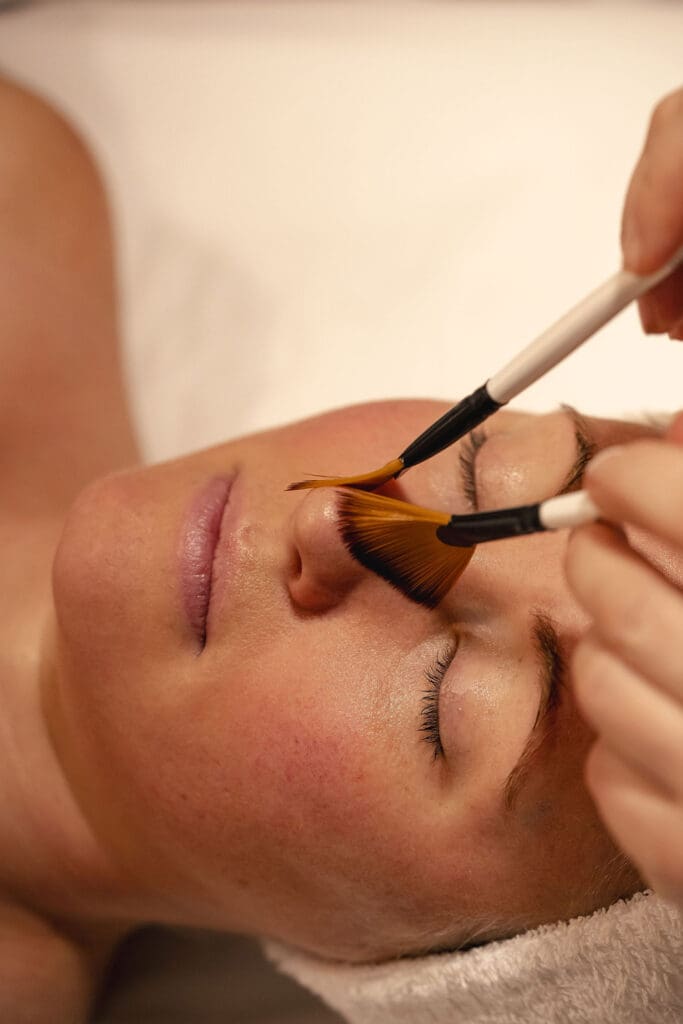 Personalised facial. Ilu Hub Wanaka. Beauty treatments, facial, microneedling, eyelash tint, hair removal, lymphatic drainage, body treatment, mani pedi